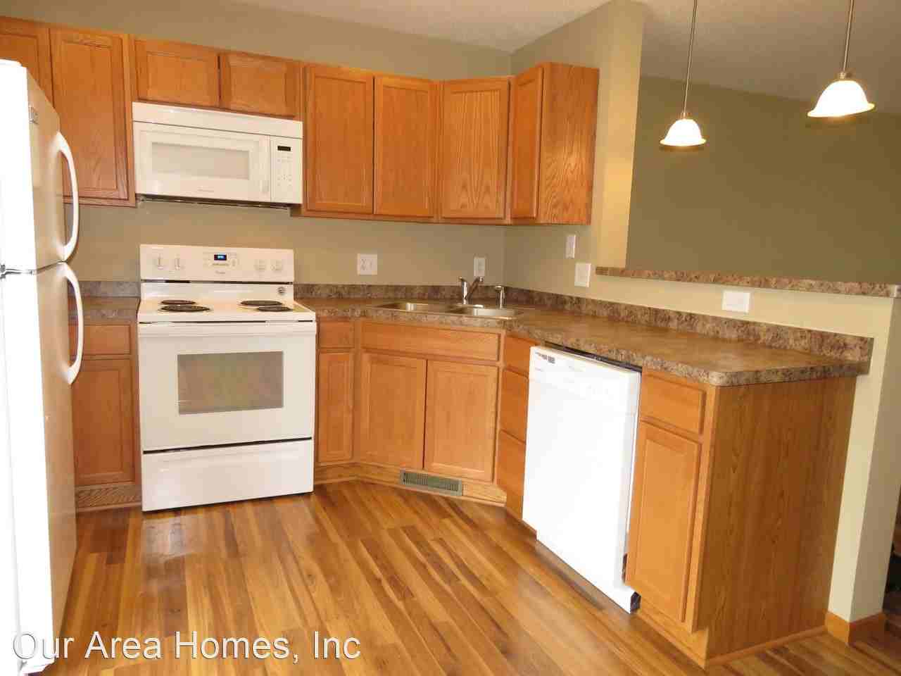 2880 Clover Ridge Dr - Photo 2 of 11