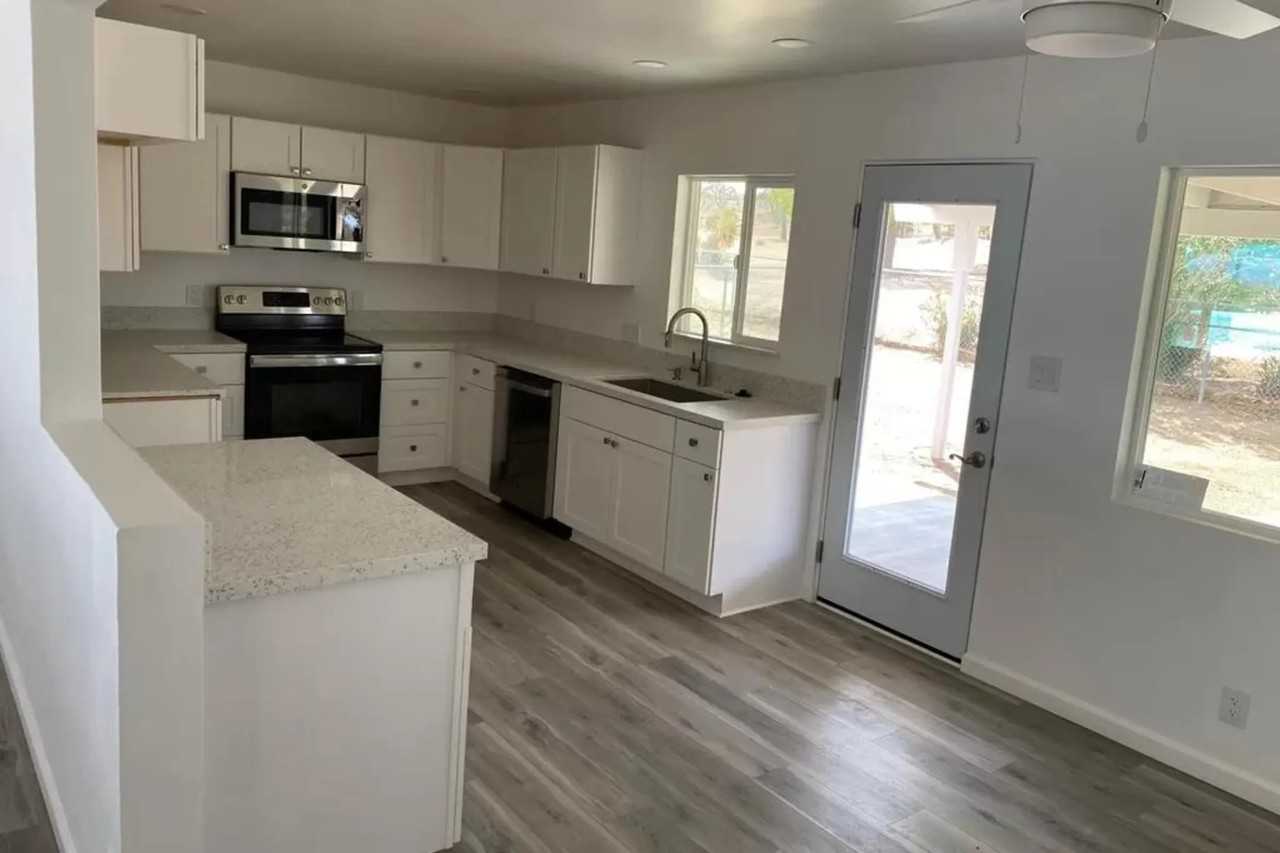 4866 Terry Ln - Photo 2 of 14