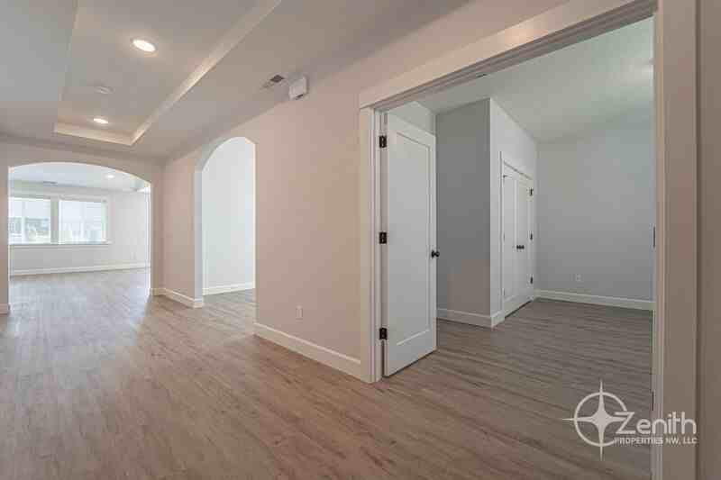 2001 Se 13th St - Photo 4 of 42