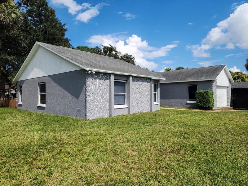 4520 Sir Page Ln, Palm FL 32796, USA 2 unit