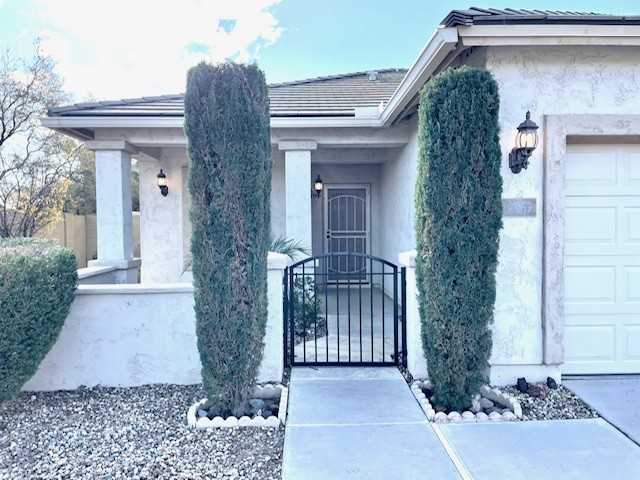 19367 W Adams St - Photo 2 of 22