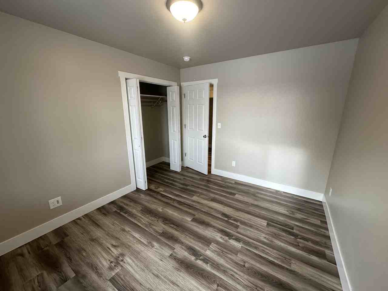 1227 Rose Xing - Photo 7 of 19