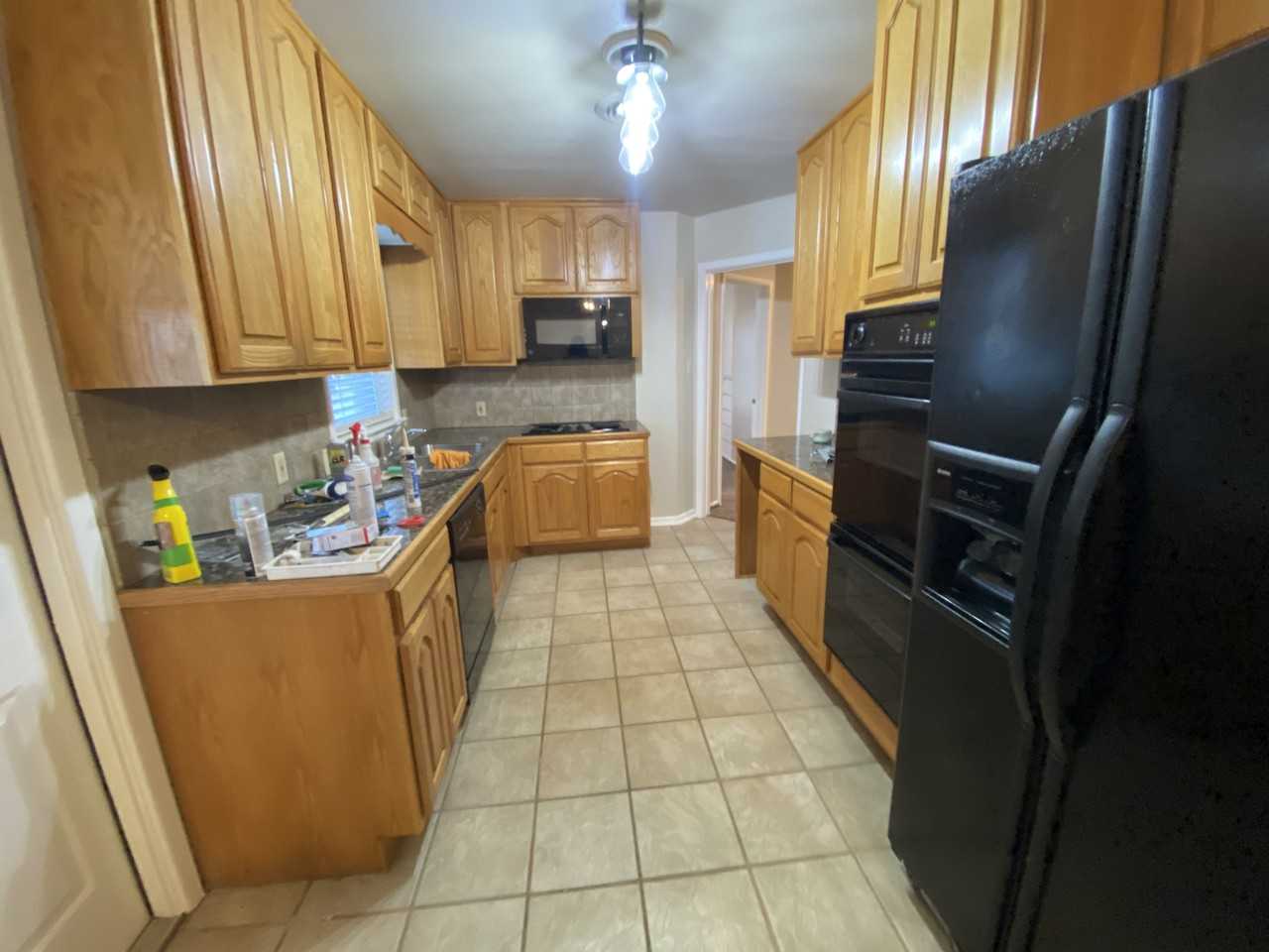 301 La Cieba Dr - Photo 4 of 16