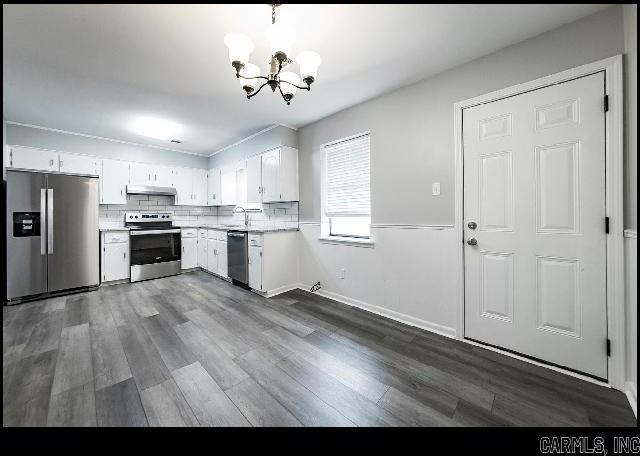 34 Paige Ave - Photo 5 of 25