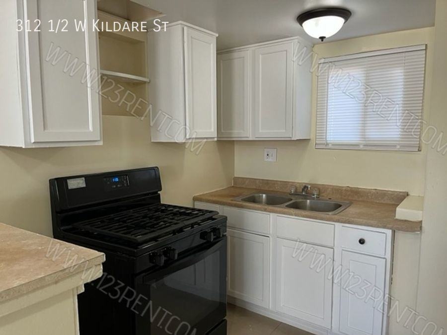 312 1/2 W Kildare St - Photo 3 of 11