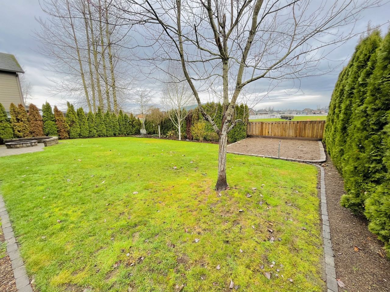 555 Grizzly St #NA - Photo 3 of 20