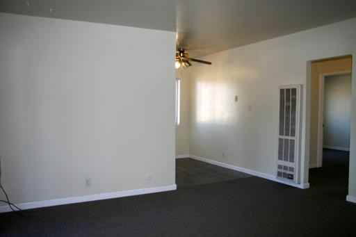 931 Ravenscourt Ave #3 - Photo 2 of 6