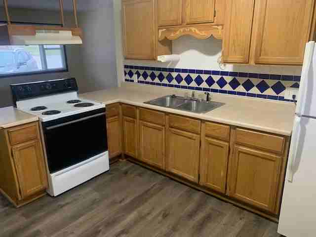 526 N Patterson Ave #526-2 - Photo 3 of 14