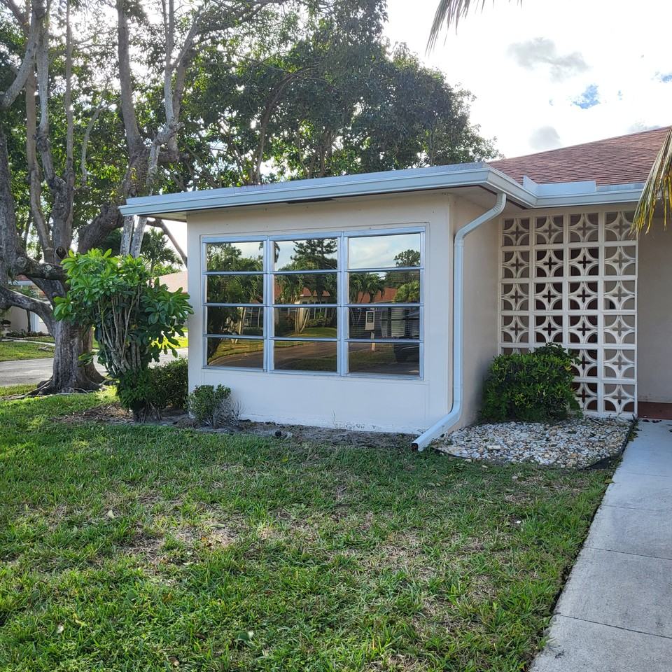 4545 Northwest 2nd Street 1Apt A 1, Delray Beach, FL 33445 Studio