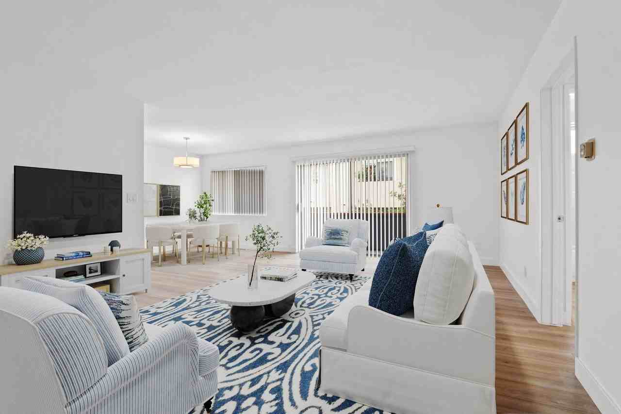 Rexford Drive Apartments - Photo 4 of 50