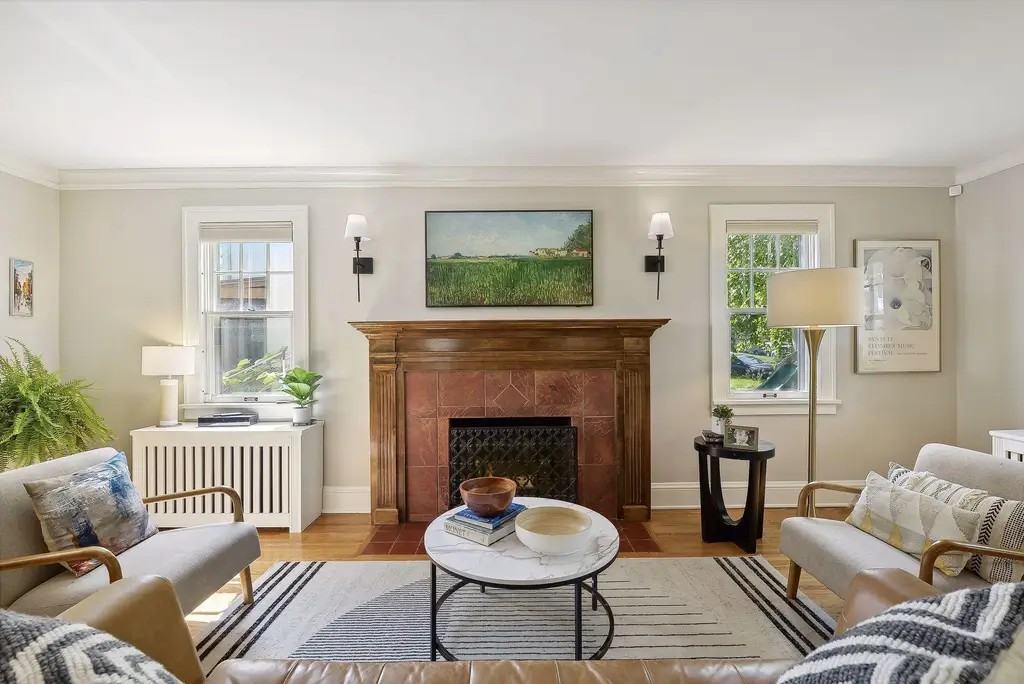 5017 Gladstone Avenue - Photo 3 of 19