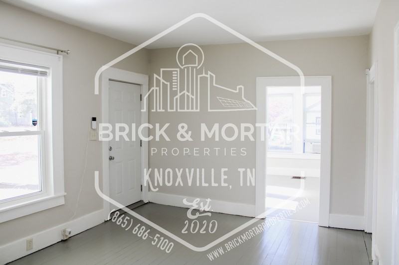 1733 Allen Avenue - Photo 6 of 29