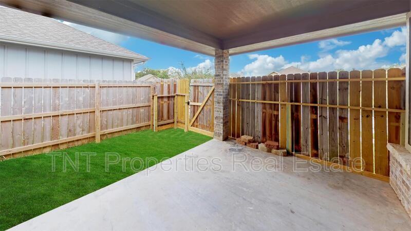 1591 Wimberly Pl - Photo 4 of 13