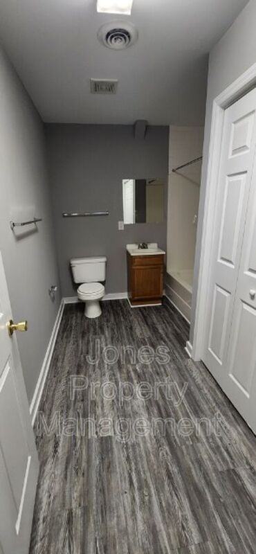 120 Wbypass #C3 - Photo 2 of 5