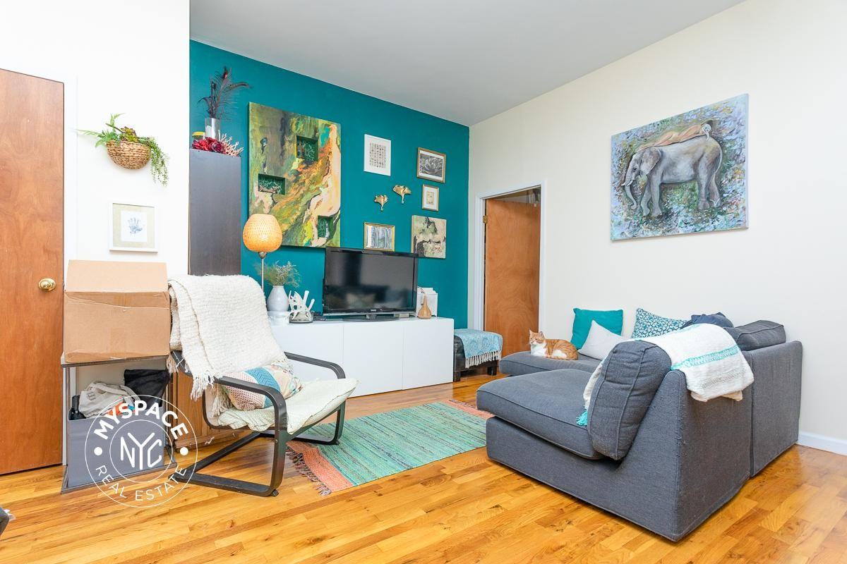 95 Seigel St #1B - Photo 2 of 8