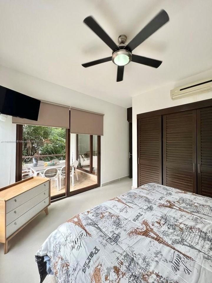 Car. Fed Chetumal Benito Juárez km 250 250, FL 250, USA, FL 77776 2