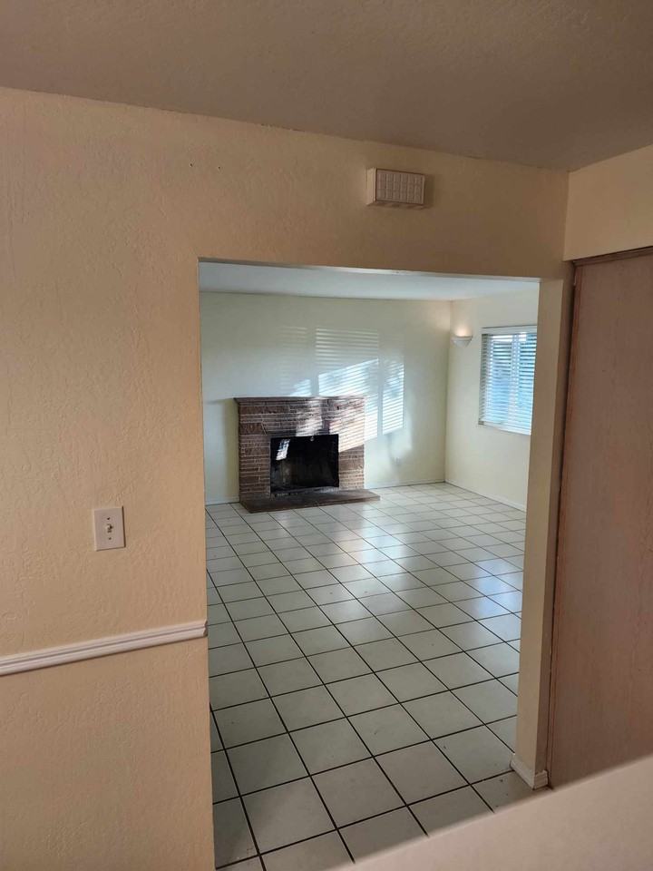 4357 Twain Dr #NA - Photo 3 of 6