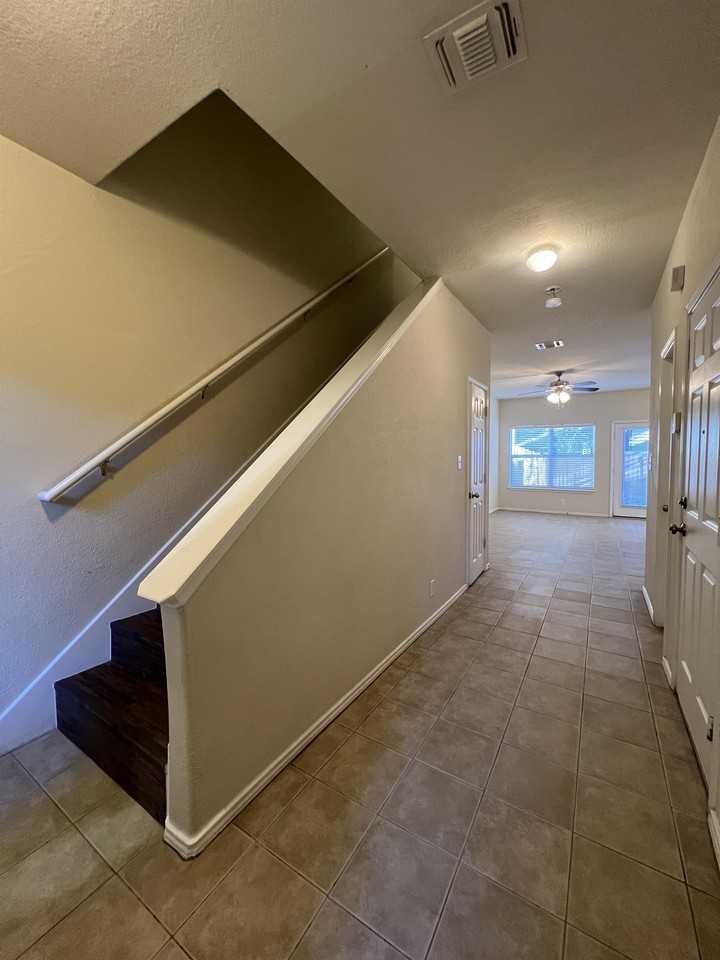 4131 Copano Bay #1 - Photo 4 of 26