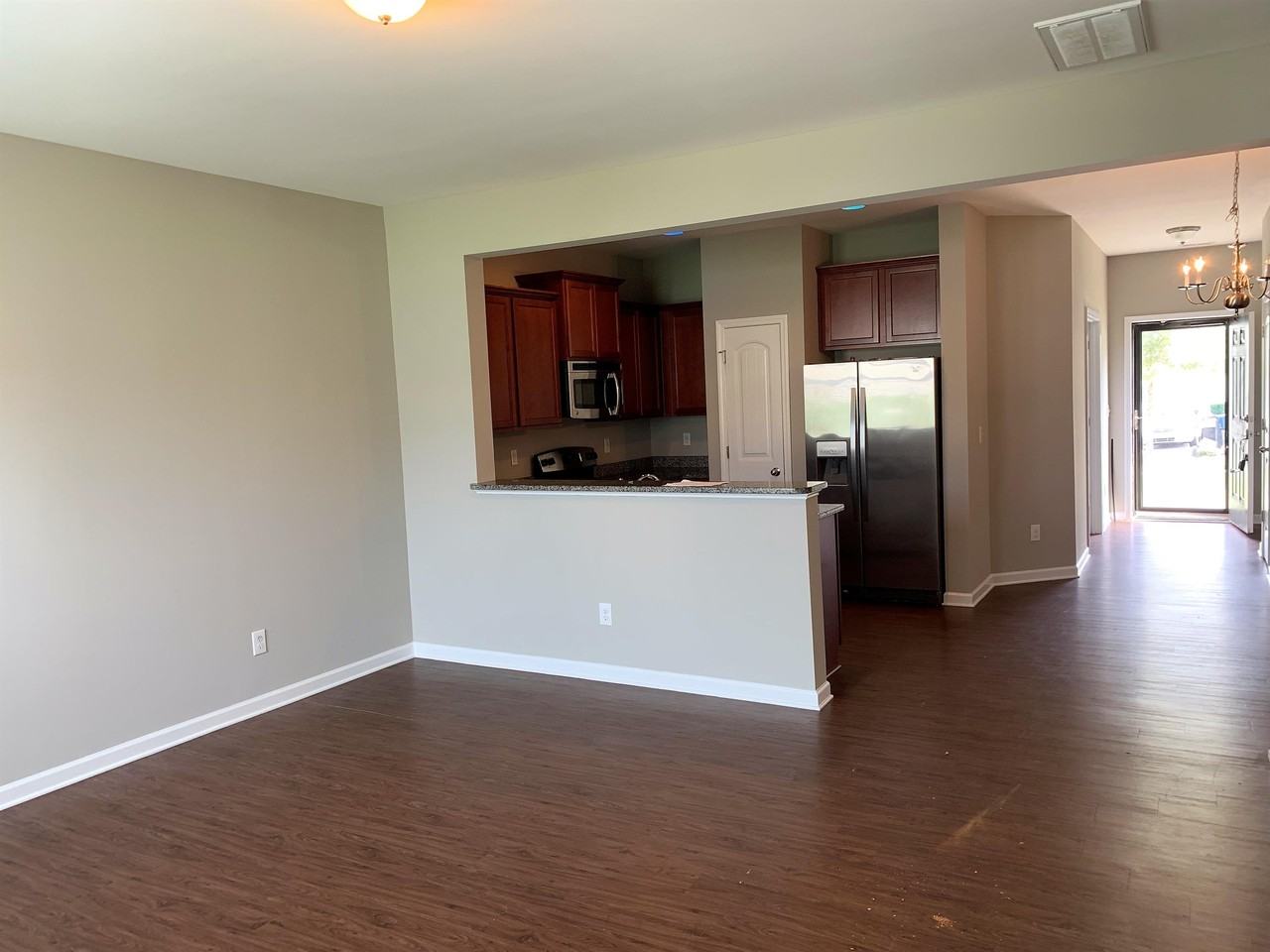 2208 Sunny Cove Dr #1 - Photo 4 of 22