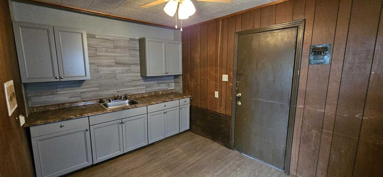 2619 Delano Ave #1 - Photo 3 of 11