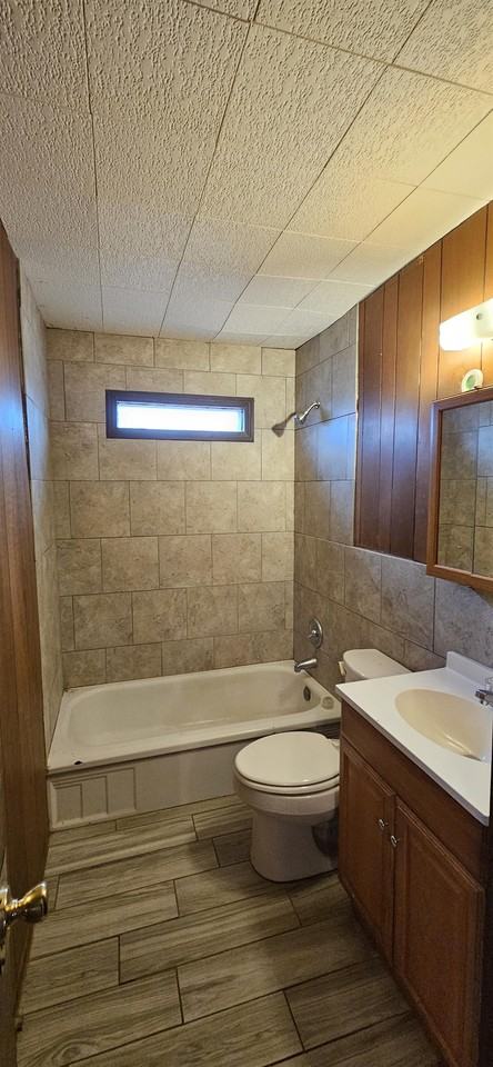 2619 Delano Ave #1 - Photo 4 of 4