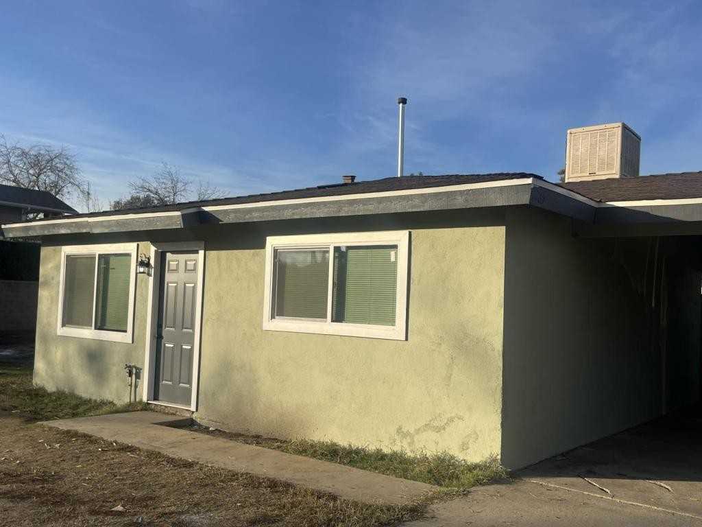 785 S Farmersville Blvd - Photo 2 of 11