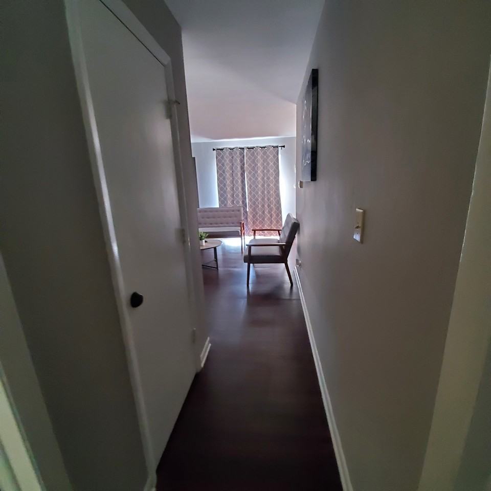 1315 Devon Ave #B6 - Photo 4 of 18