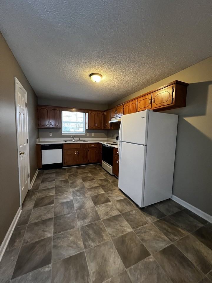 1005 Poppy Seed Dr - Photo 6 of 15