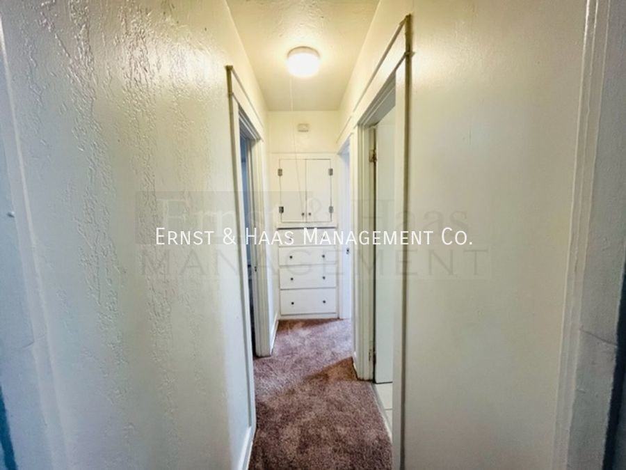 1941 Cedar Ave - Photo 2 of 8