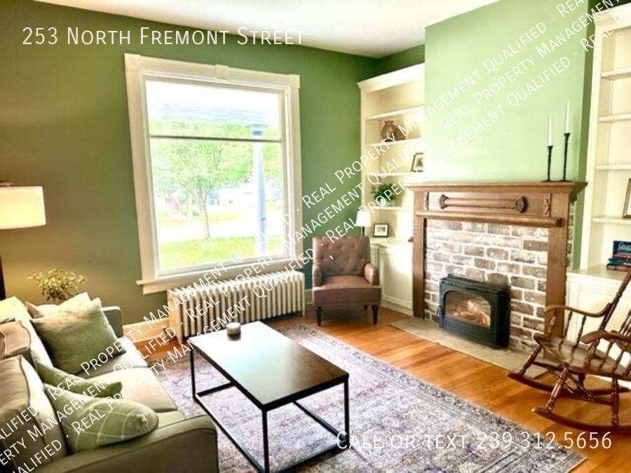 253 N Fremont St - Photo 2 of 11