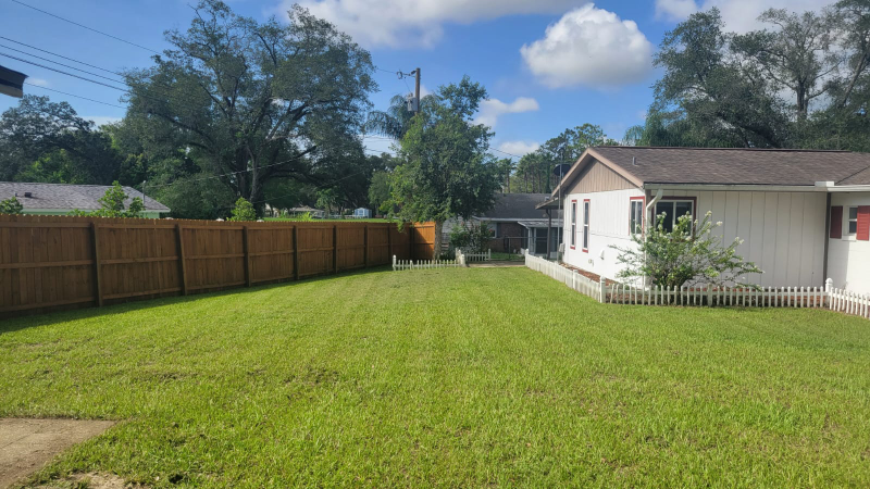 110 Trafford Ave - Photo 5 of 19