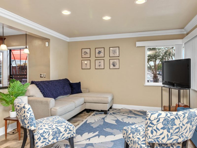 244 South Horne Street - Photo 2 of 31