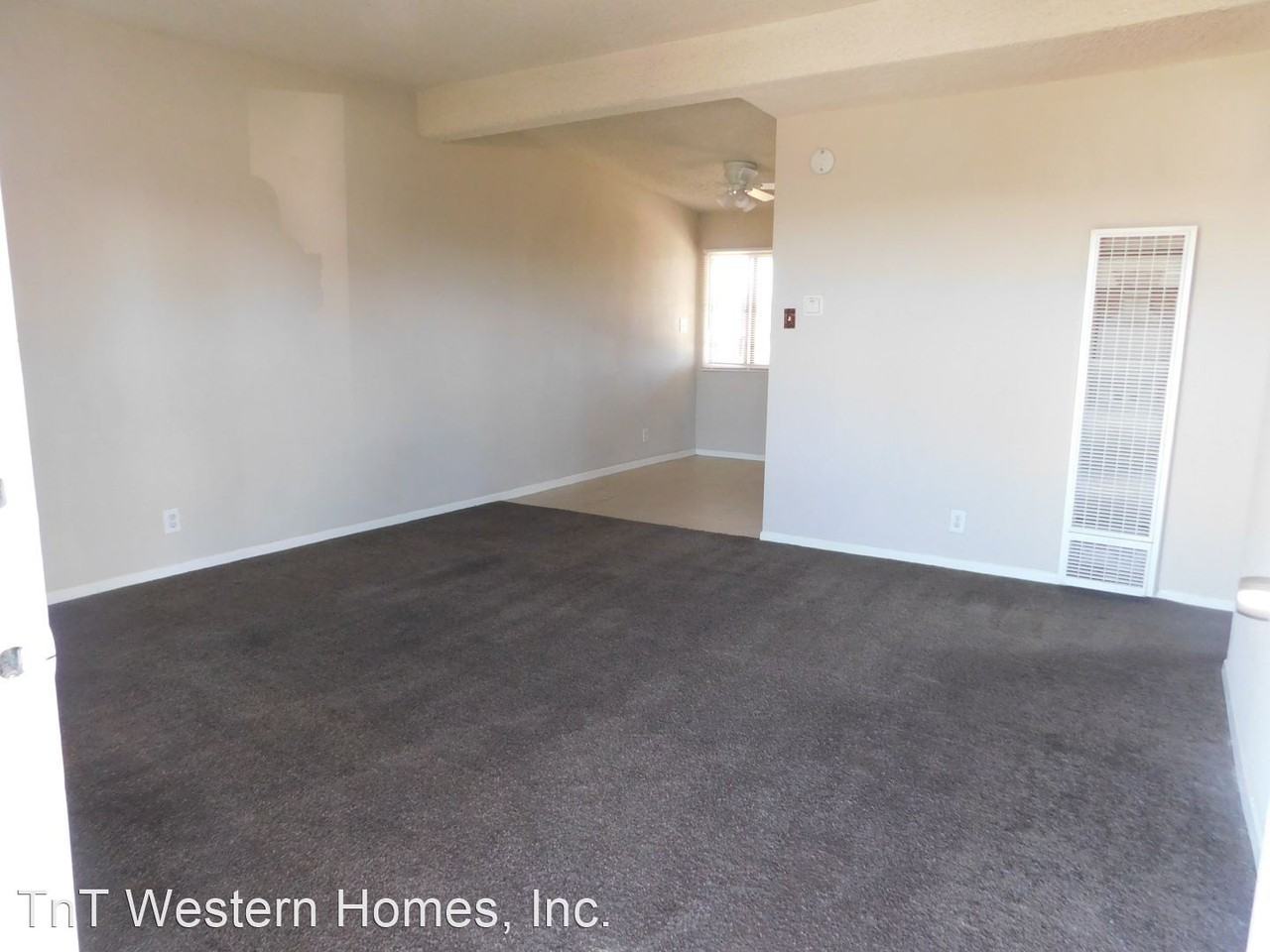 236 Kasmir St - Photo 2 of 15