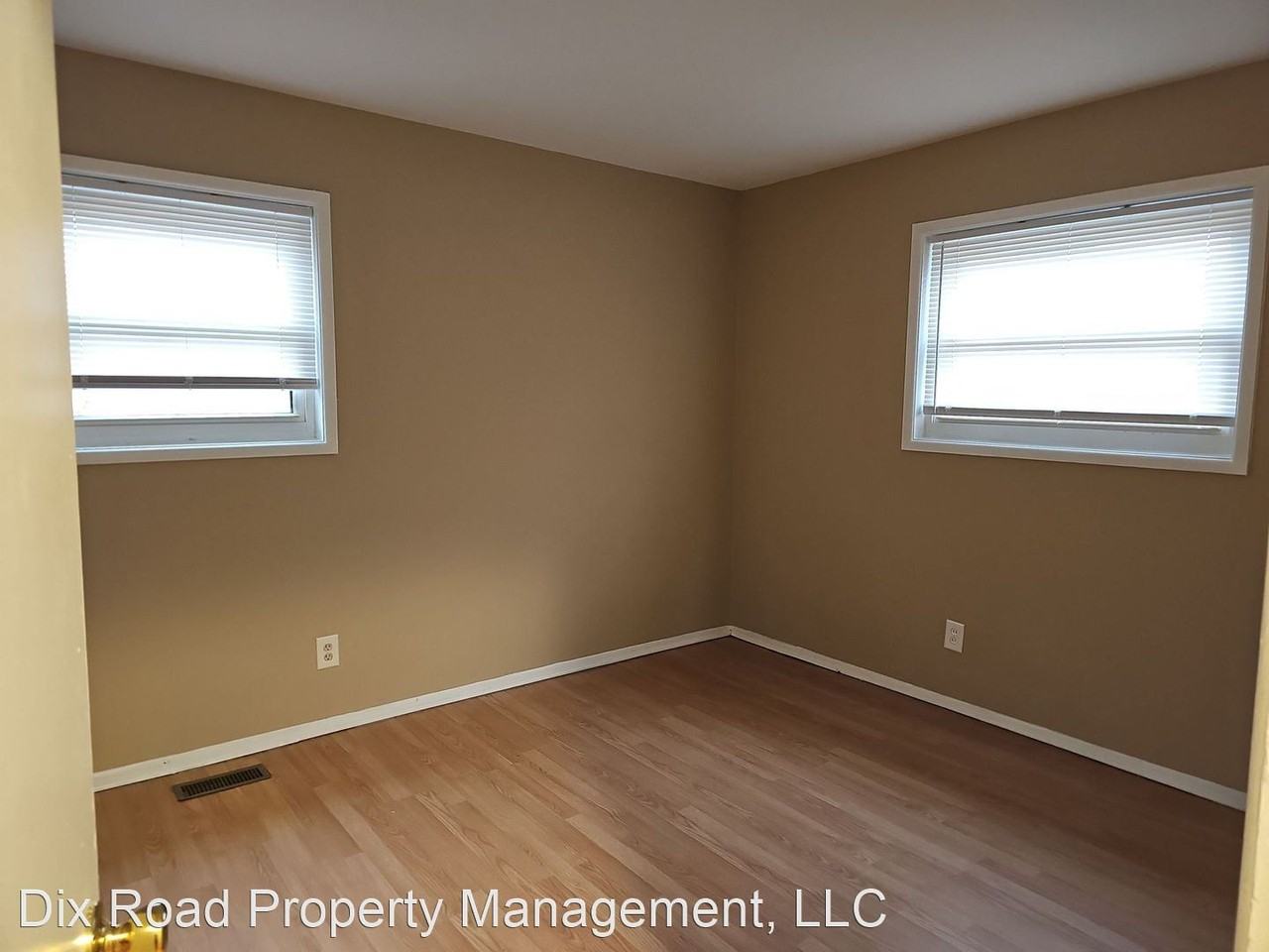 6549 Canastota Dr - Photo 2 of 26