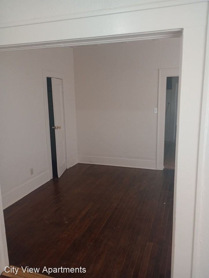 2505 Wilkinson Ave - Photo 3 of 22