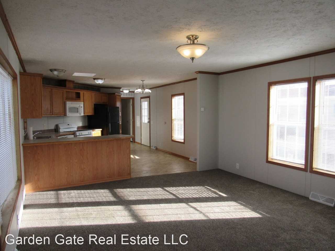 601 N 1st St - Photo 2 of 12