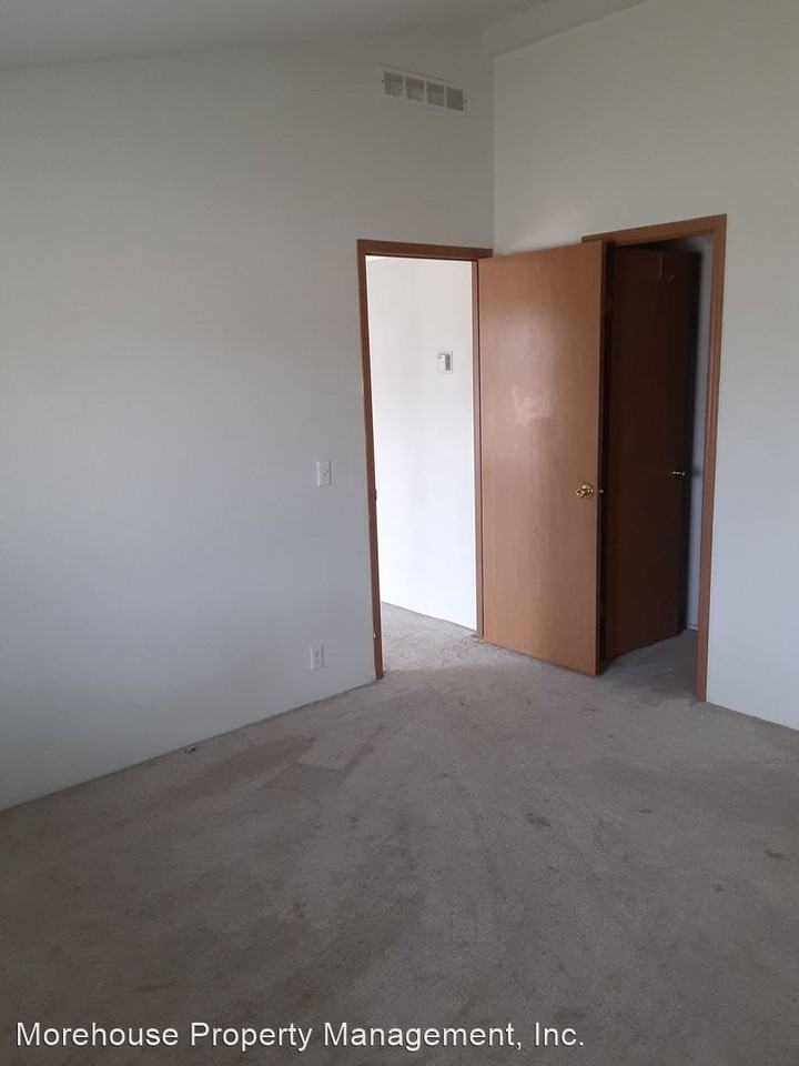 3629 Anderson Ave - Photo 3 of 9