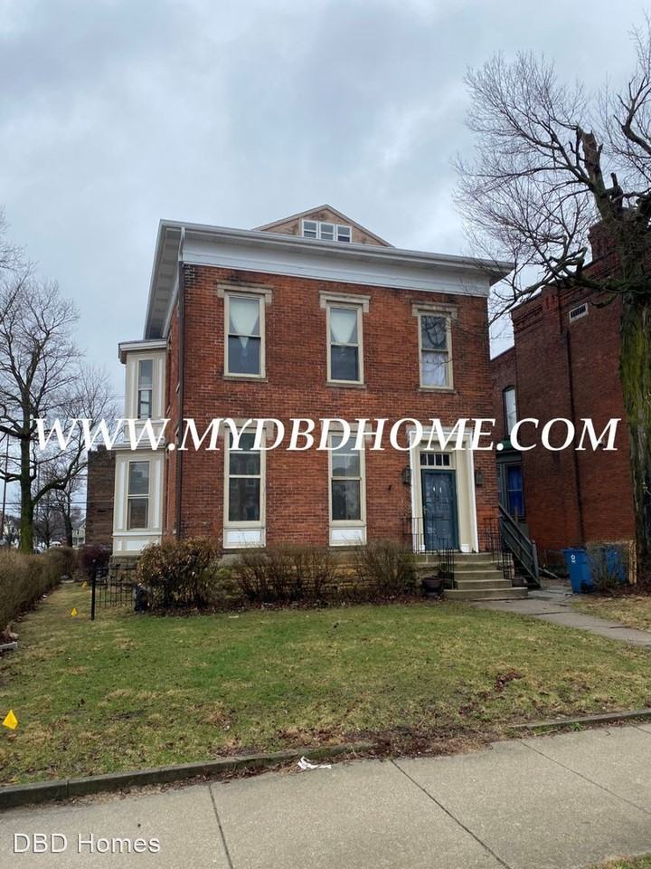 601 W Wayne St Apartments in Downtown Fort Wayne, Fort Wayne, IN 46802