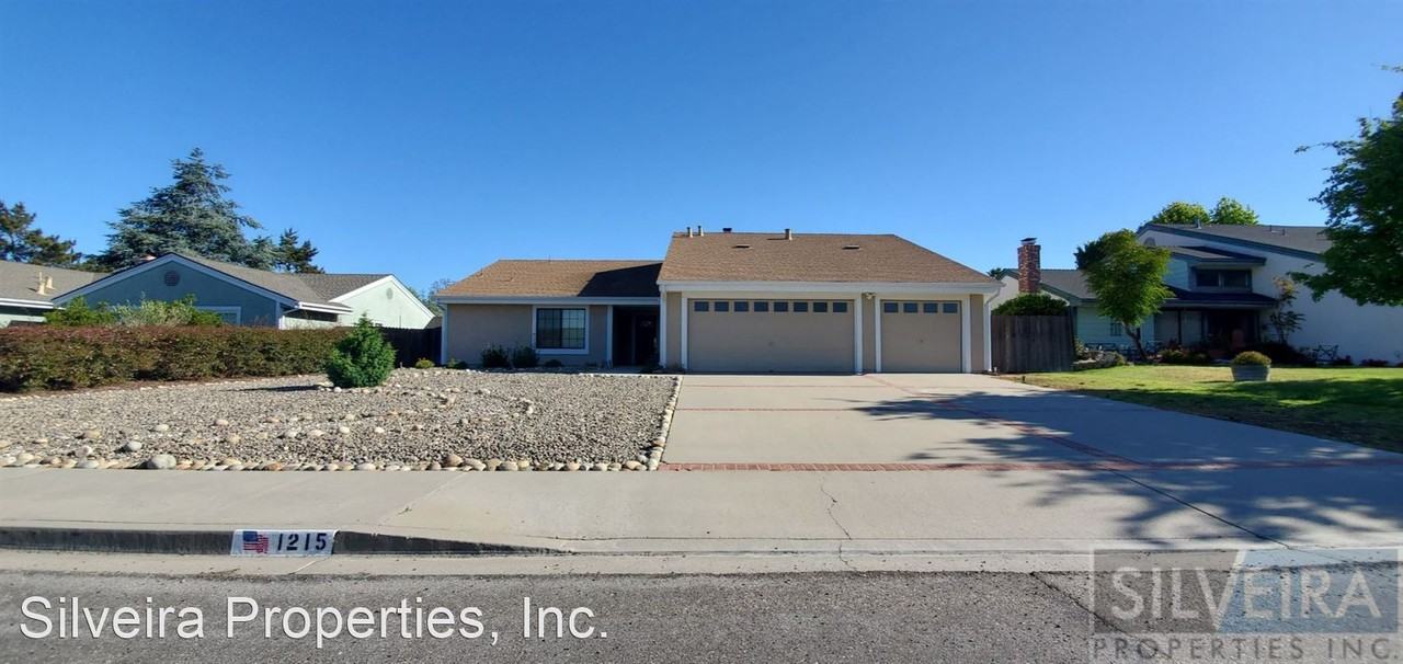 1215 Via Santa Maria, Santa Maria, CA 93455 3 bedroom House Rental