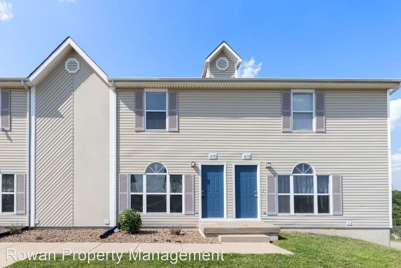 Windsor Townhomes Community - Photo 2 of 20