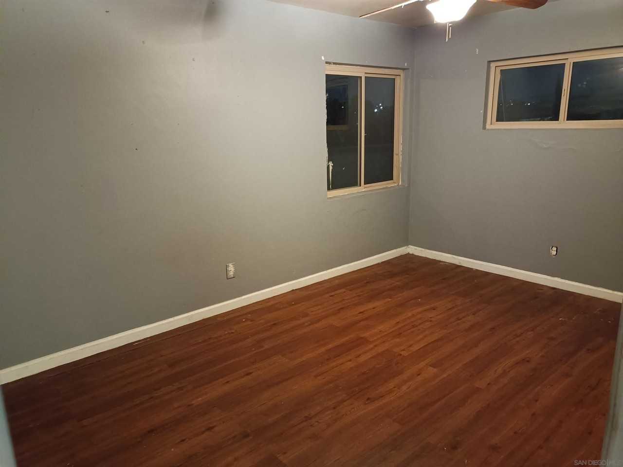 3417 Valle Ave - Photo 3 of 5