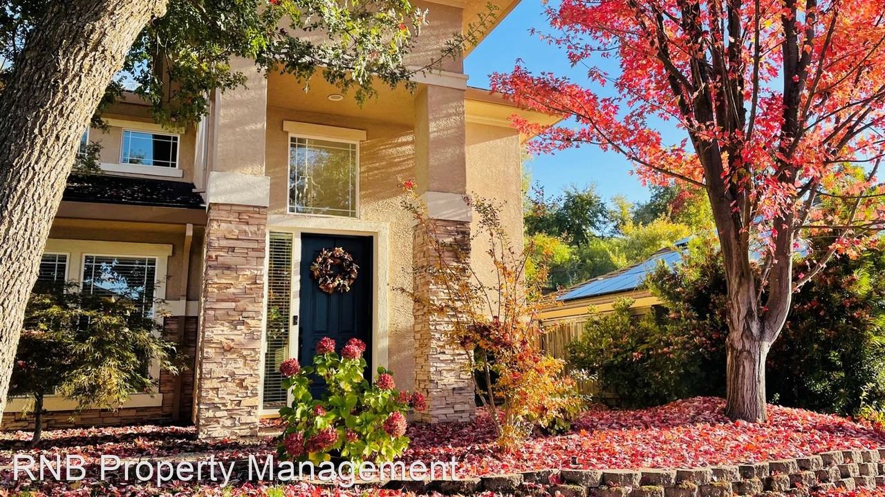 2819 Hillcrest Rd - Photo 3 of 39