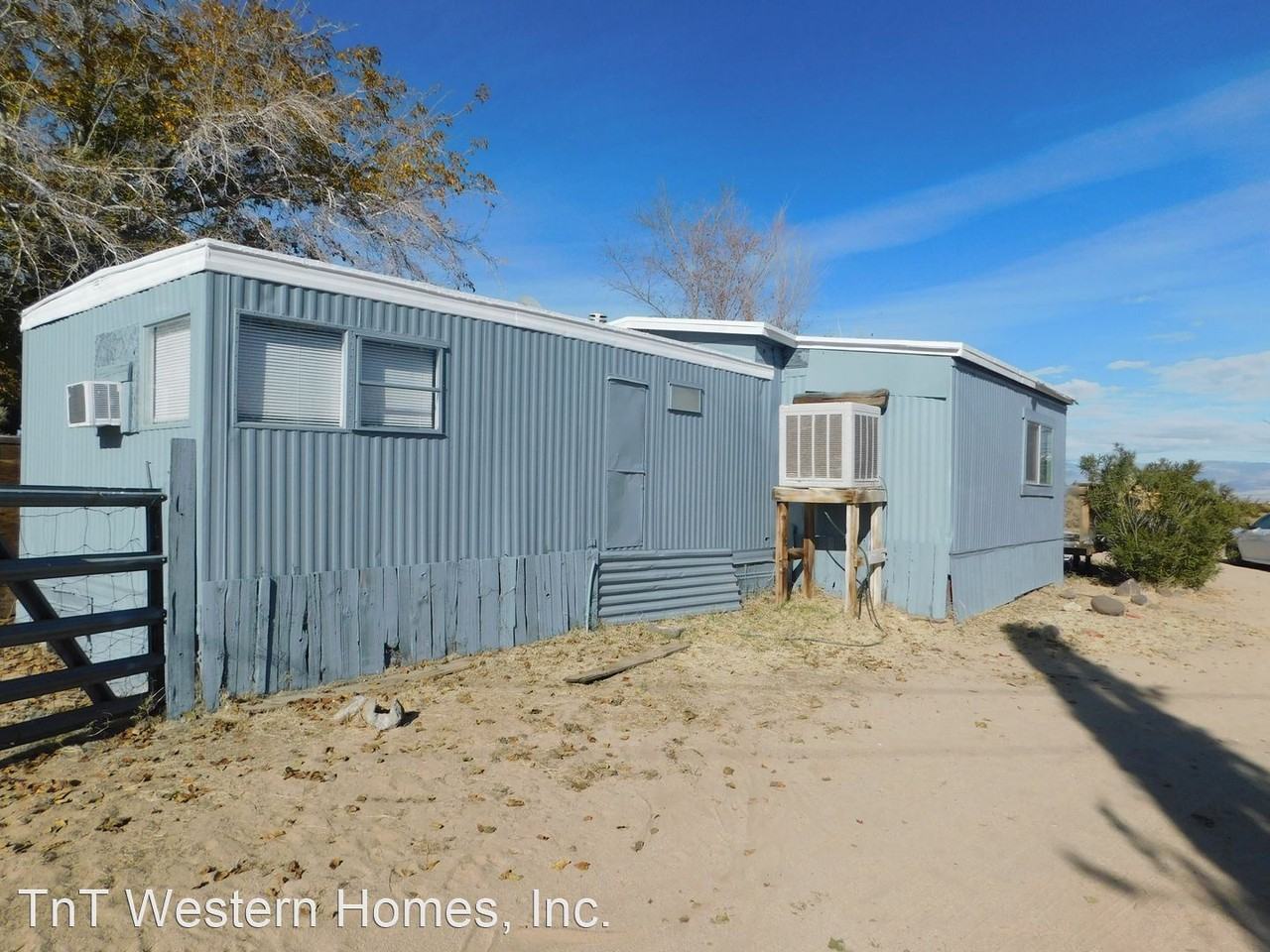 4240 Johnston Ave - Photo 2 of 14