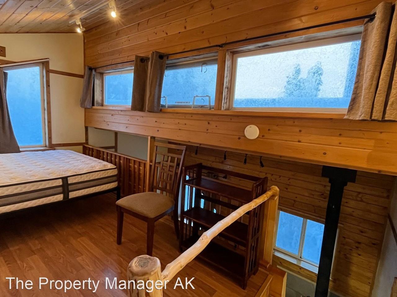 1941 Bucks Dr - Photo 3 of 12