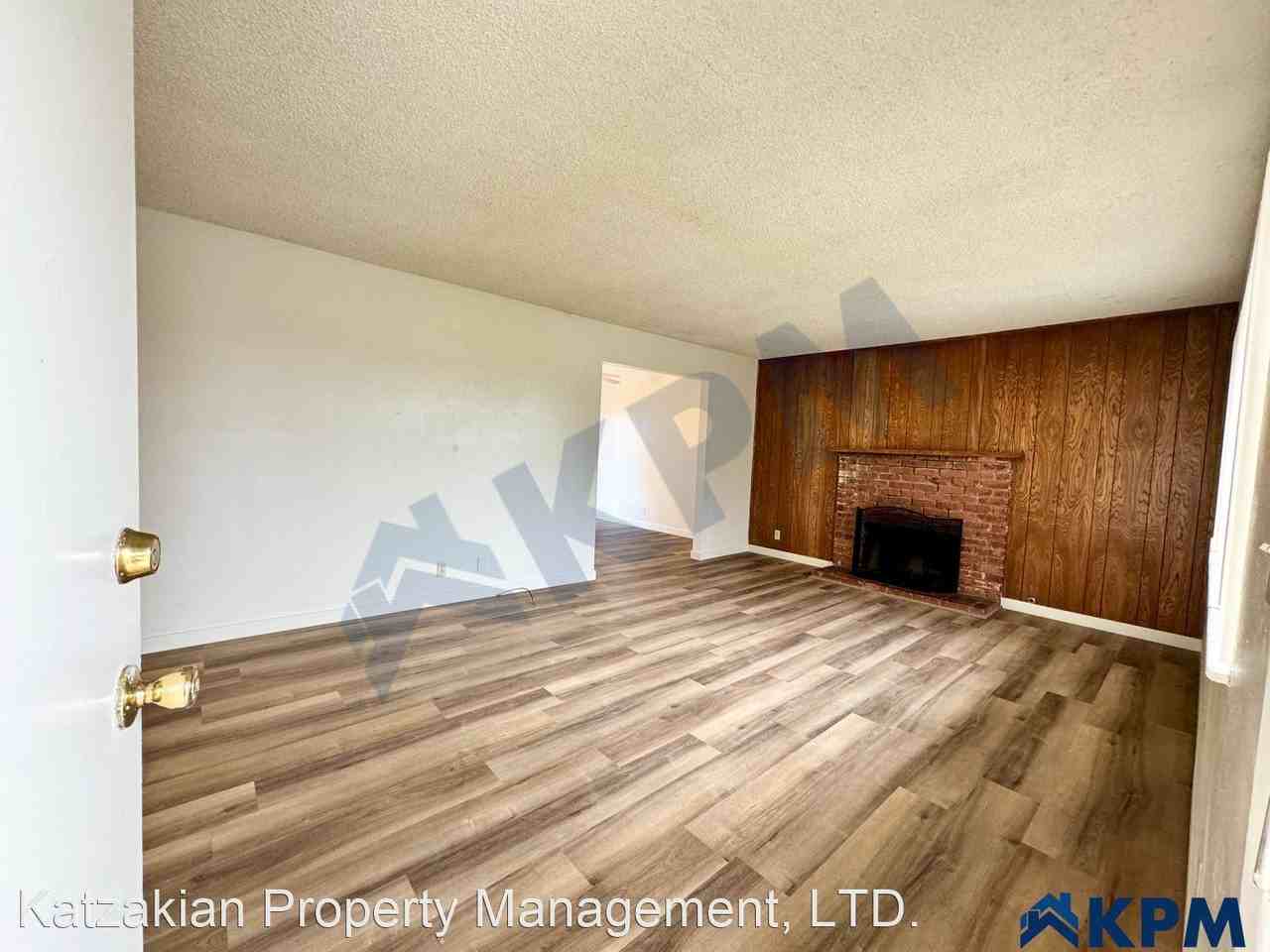 8446 N El Dorado St - Photo 3 of 28