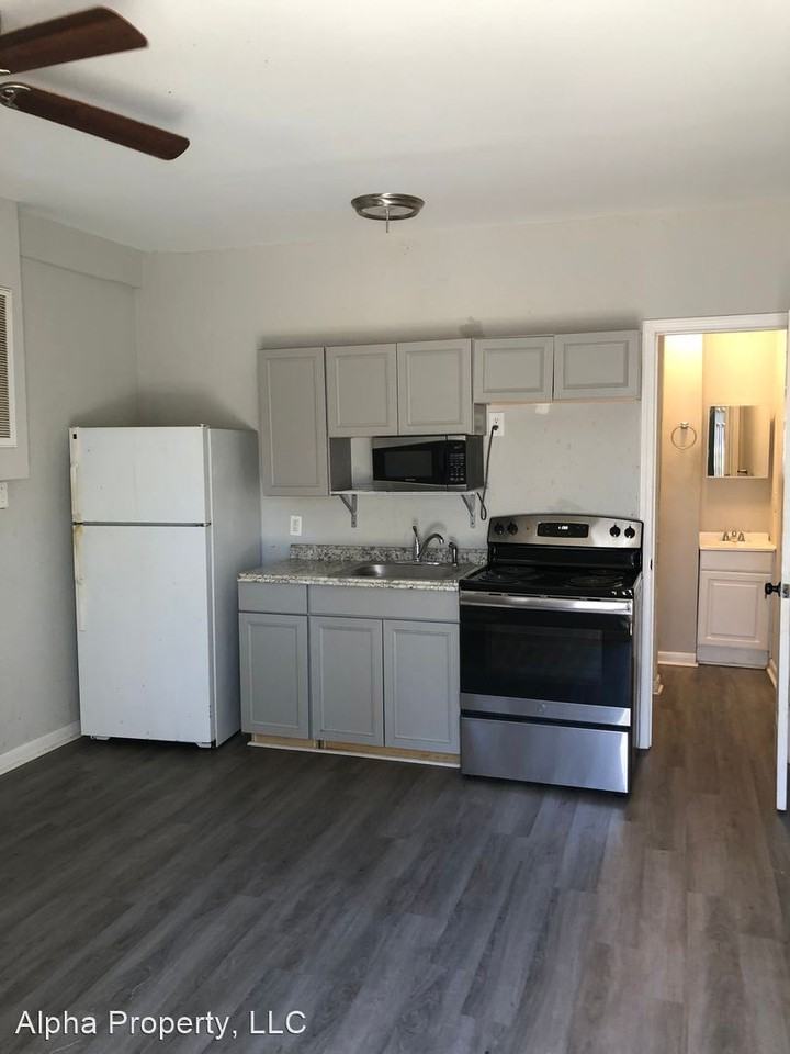 205 Floyd Rd - Photo 2 of 12