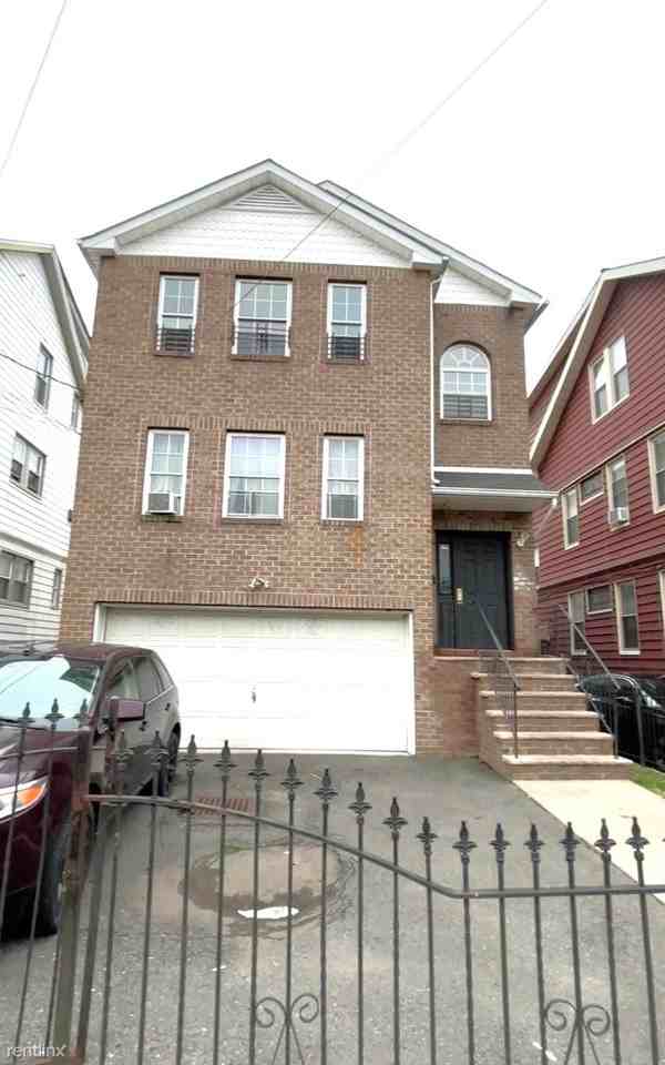 18 Schuyler Ave Apartments in Upper Clinton Hill, Newark, NJ 07112 Zumper