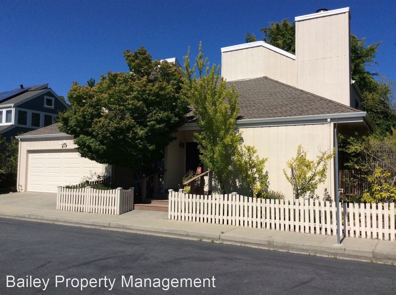 1 Berkeley Ct - Photo 2 of 19