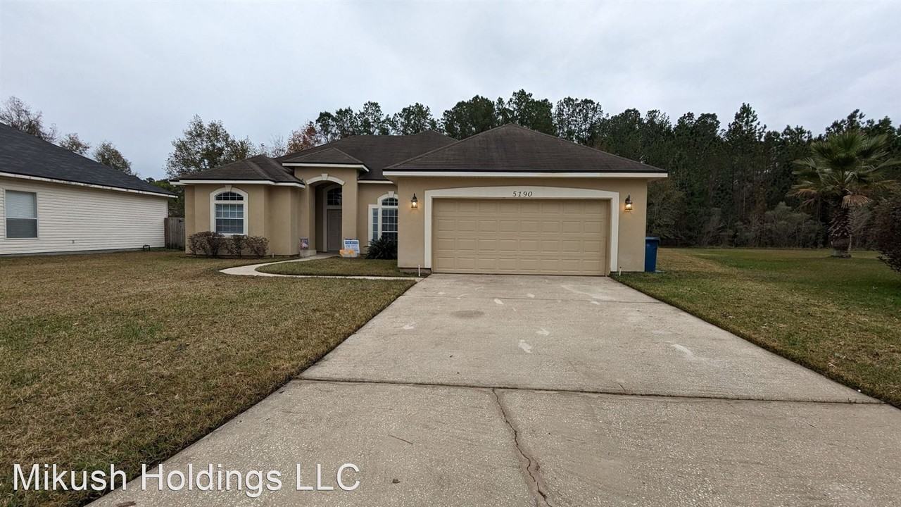 5190 Johnson Lake Ct - Photo 2 of 23