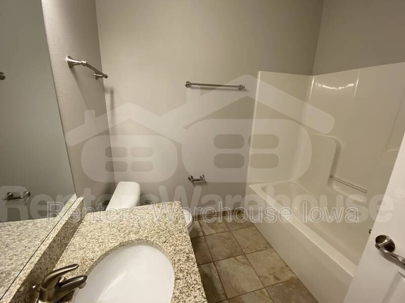 2000 Meadow Ct #411 - Photo 7 of 16